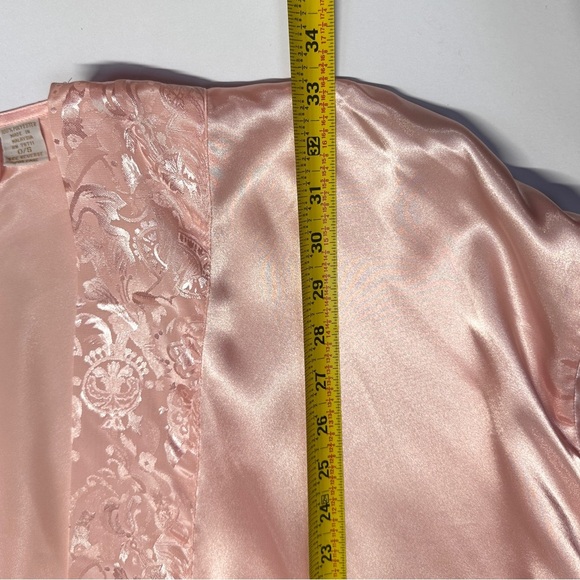 Victoria's Secret Gold Label Pink Satin Jacquard Short Robe and Cami Set Large - Picture 13 of 16